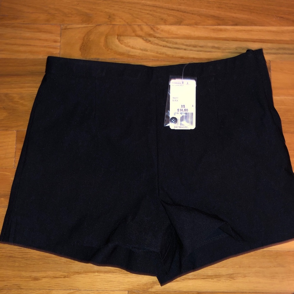 Forever21 - High waisted shorts - sz XS
